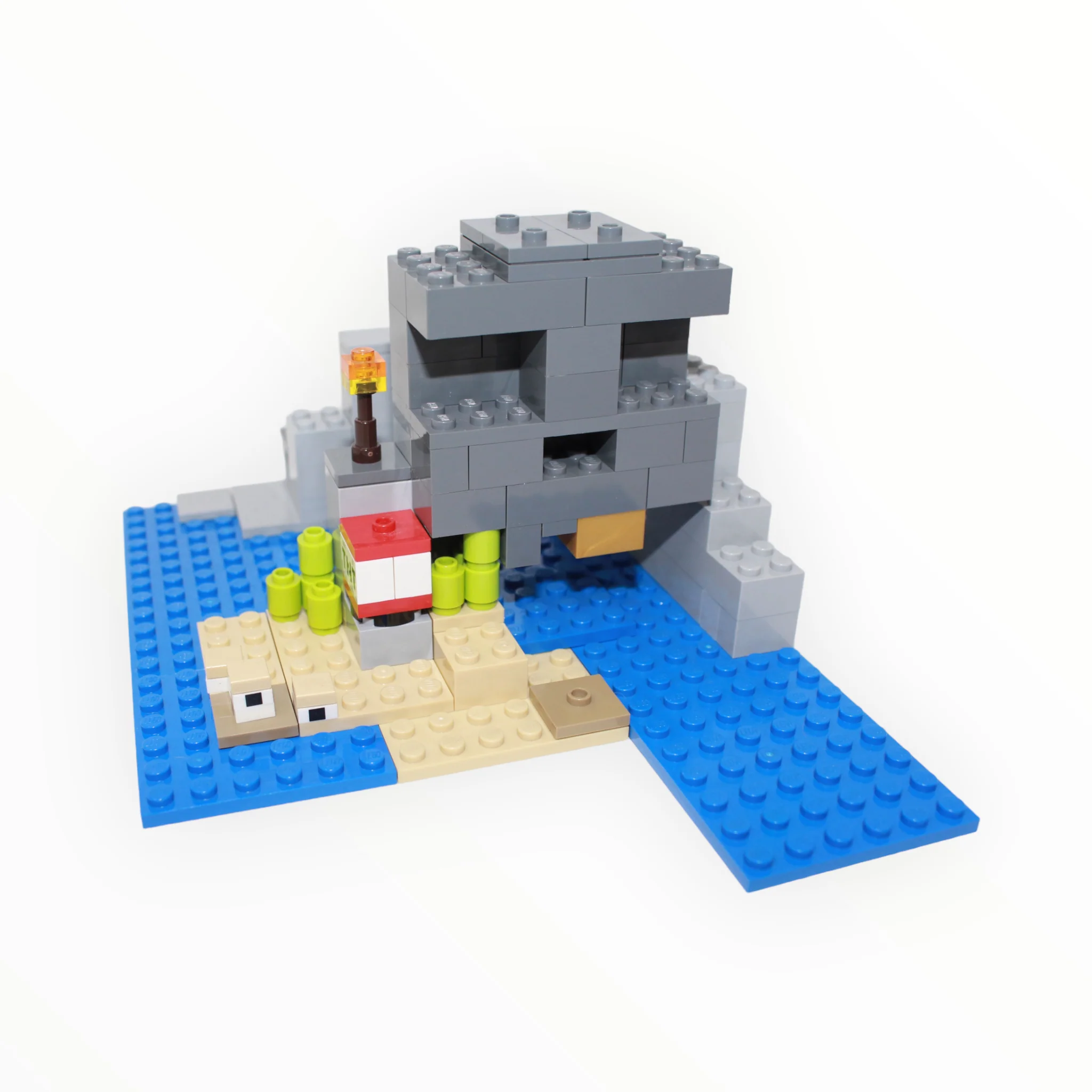 Used Set 21152 Minecraft The Pirates Ship Adventure - Image 4