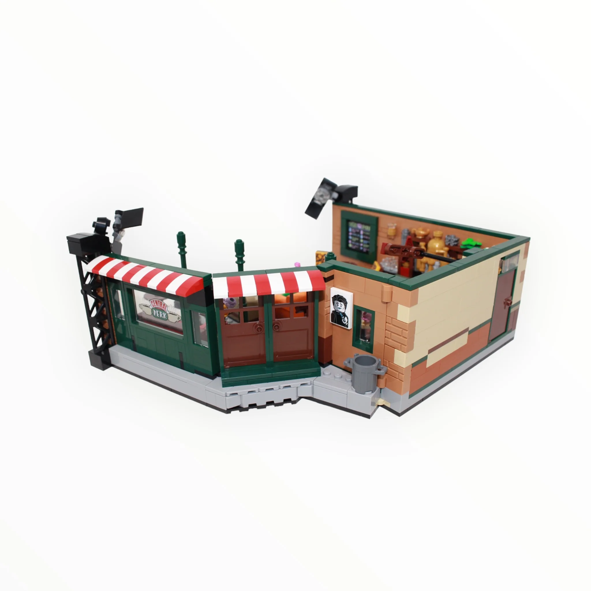 Used Set 21319 LEGO Ideas F.R.I.E.N.D.S Central Perk - Image 3