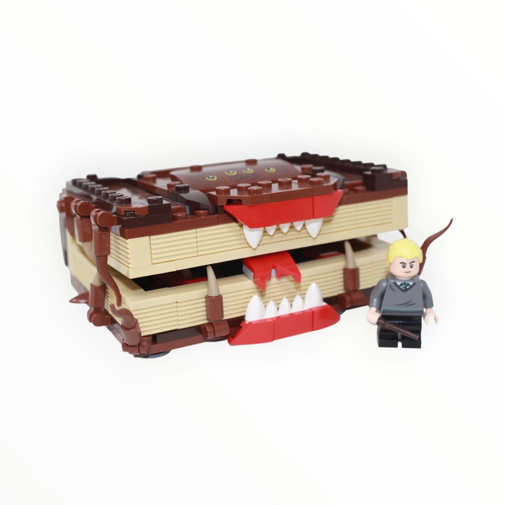 Used Set 30628 Harry Potter The Monster Book of Monsters
