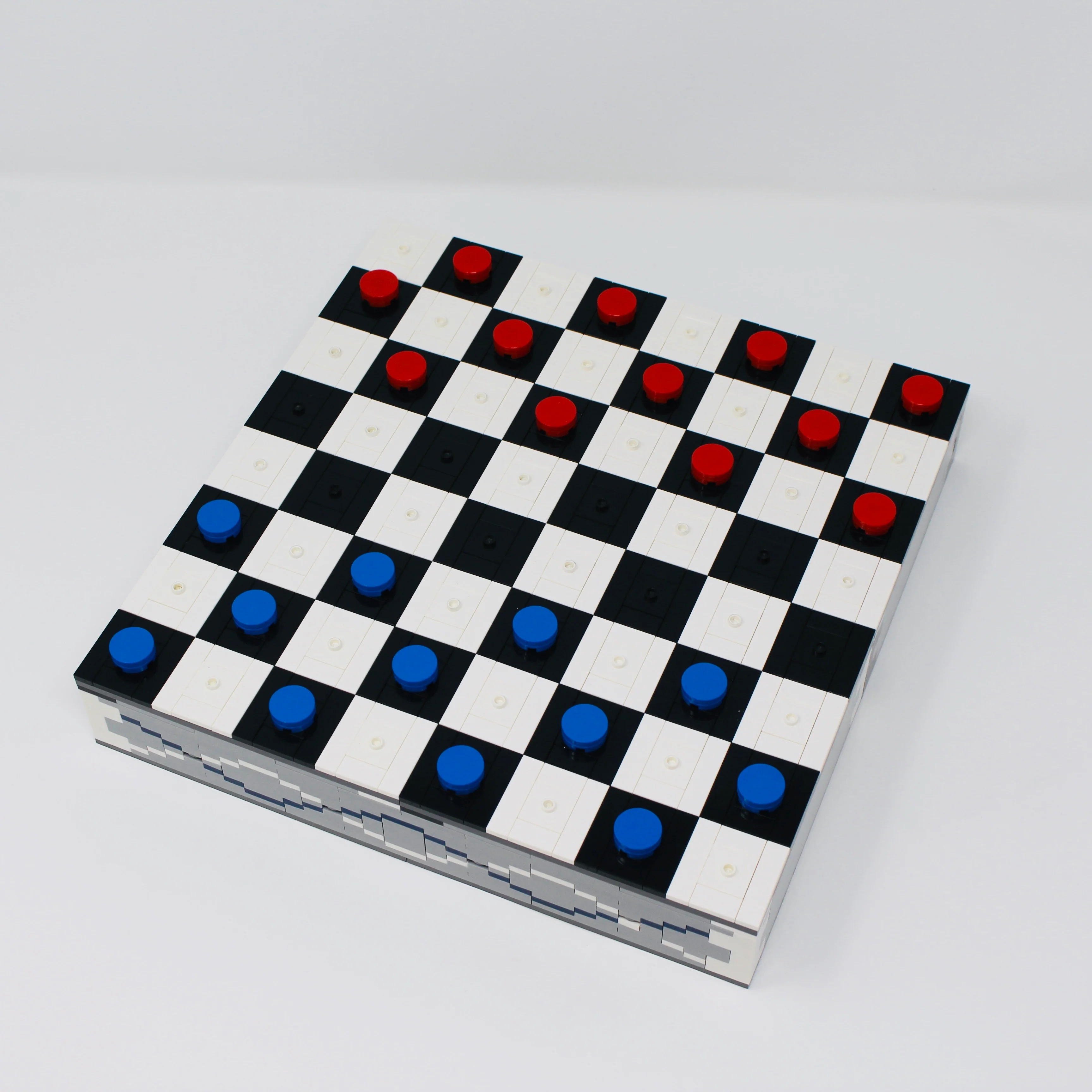 Used Set 40174 LEGO Iconic Chess Set - Image 3