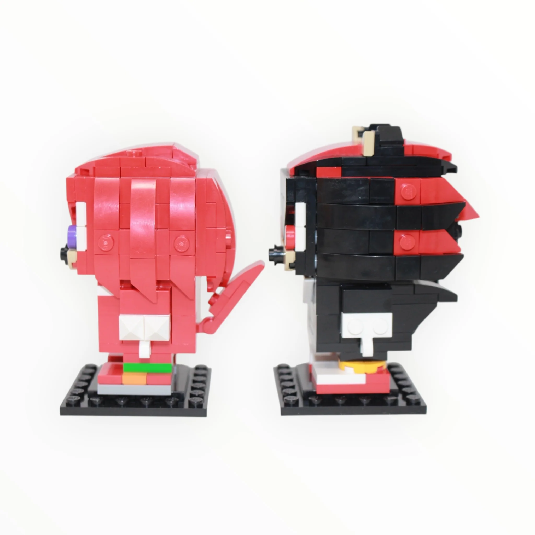 Used Set 40672 BrickHeadz Sonic the Hedgehog: Knuckles & Shadow - Image 2