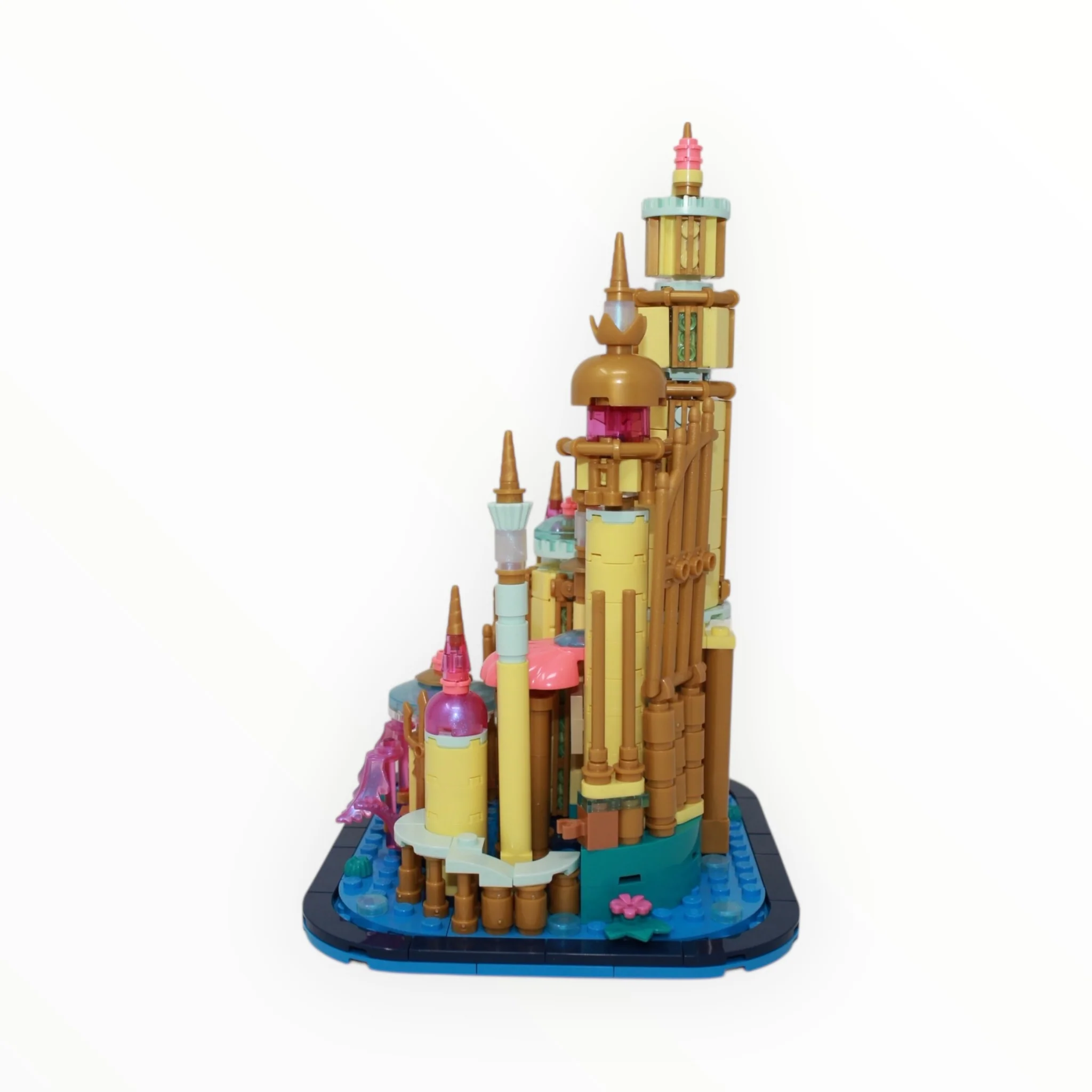 Used Set 40708 Disney Mini Disney Ariel’s Castle - Image 2