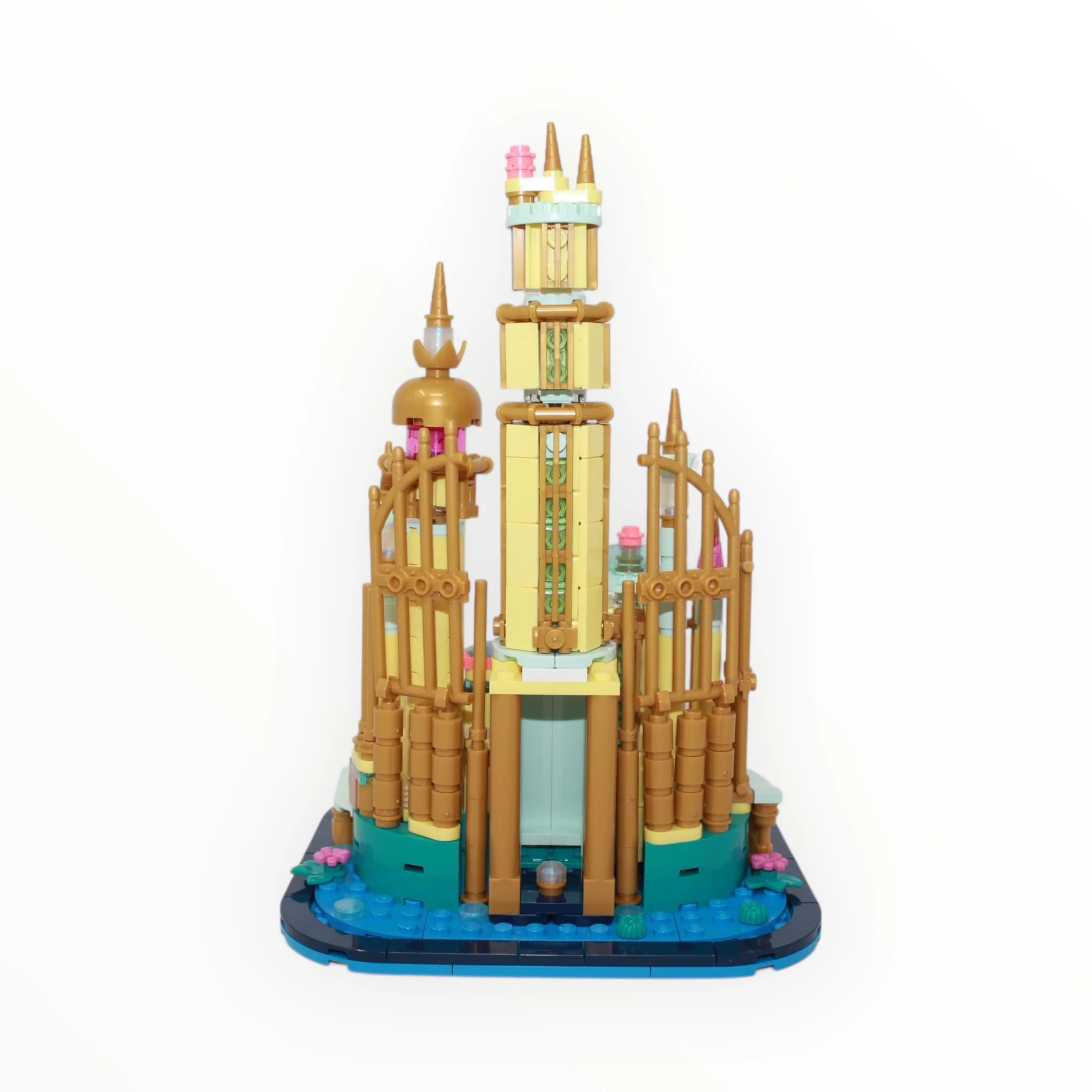 Used Set 40708 Disney Mini Disney Ariel’s Castle - Image 3