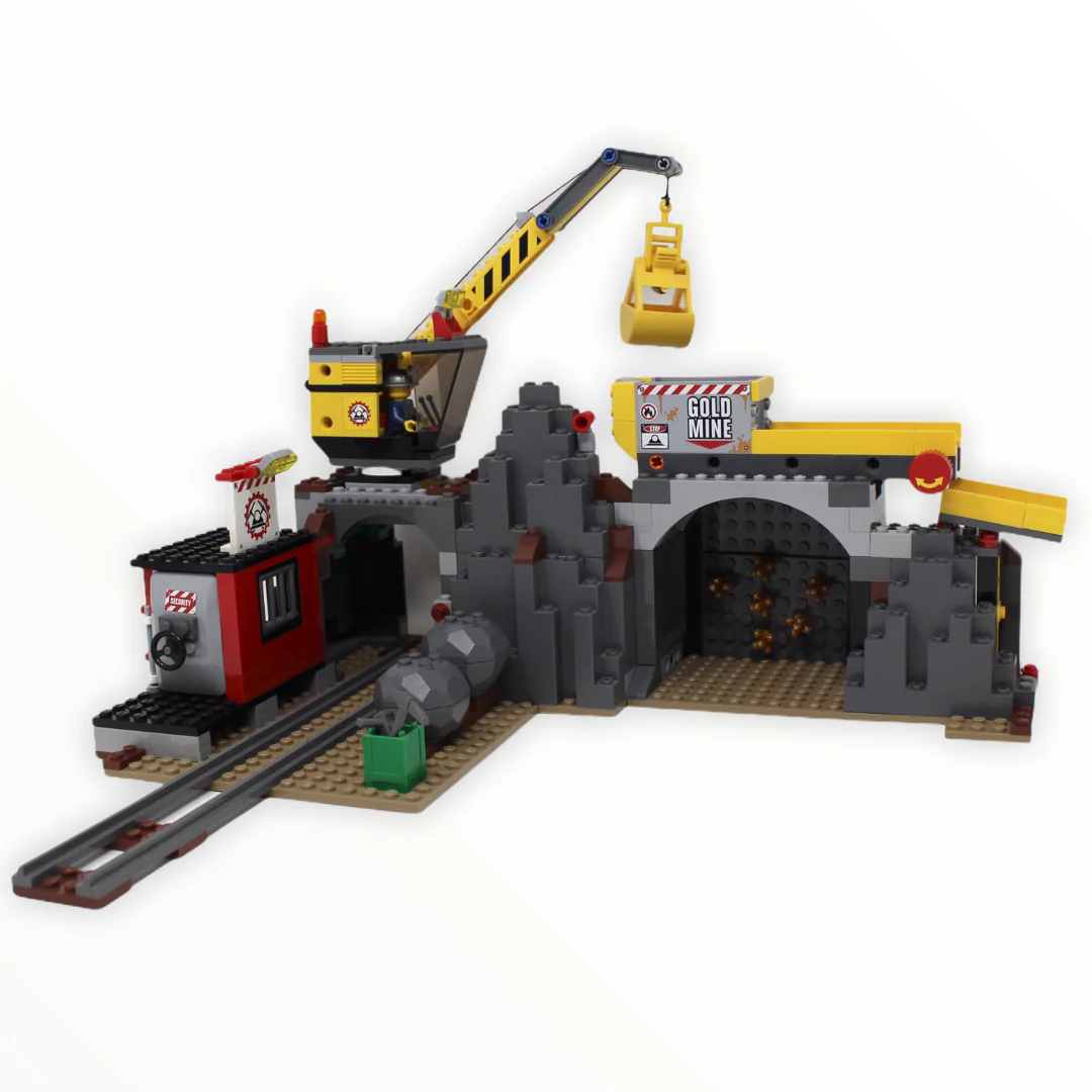 Used Set 4204 City The Mine - Image 2