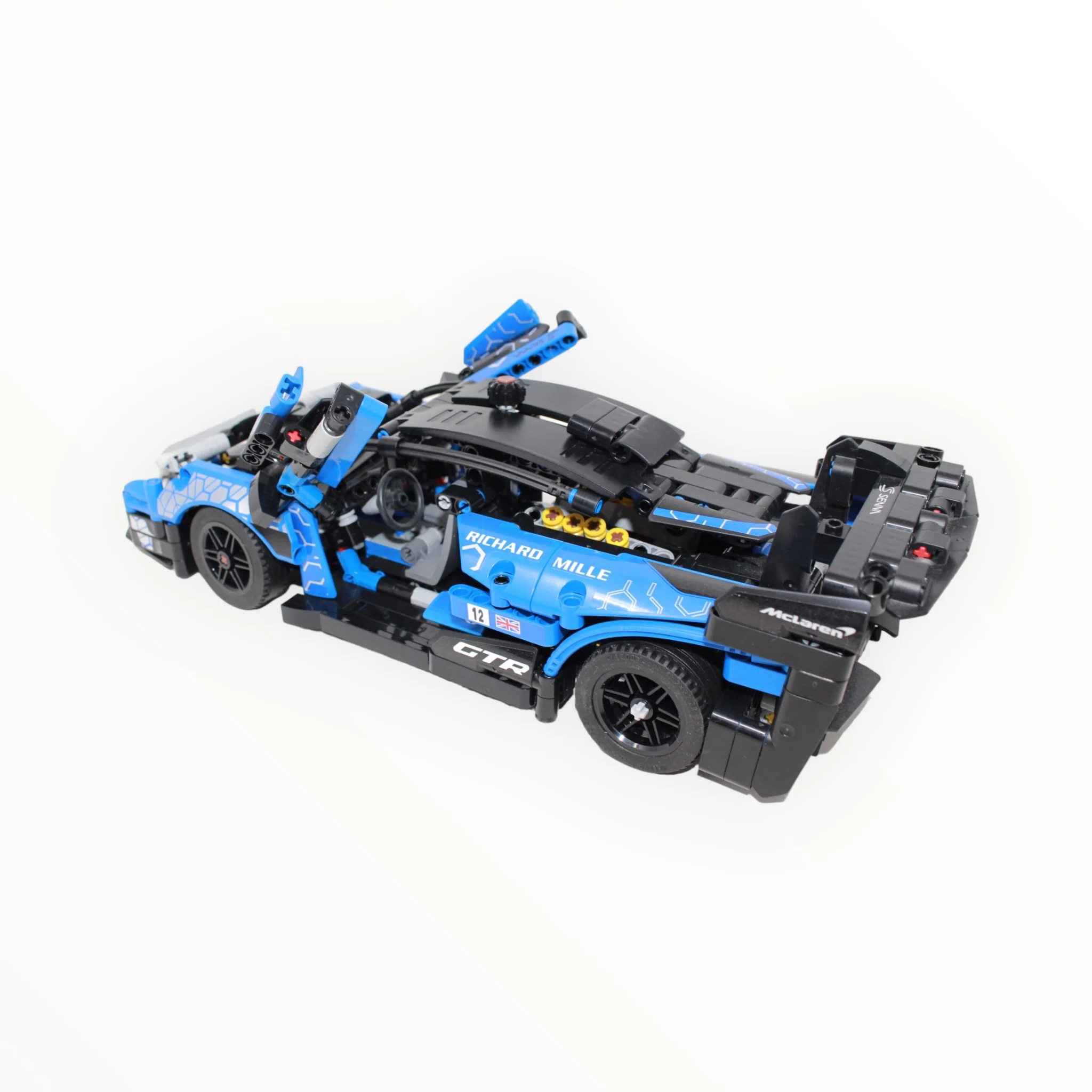 Used Set 42123 Technic McLaren Senna GTR - Image 3