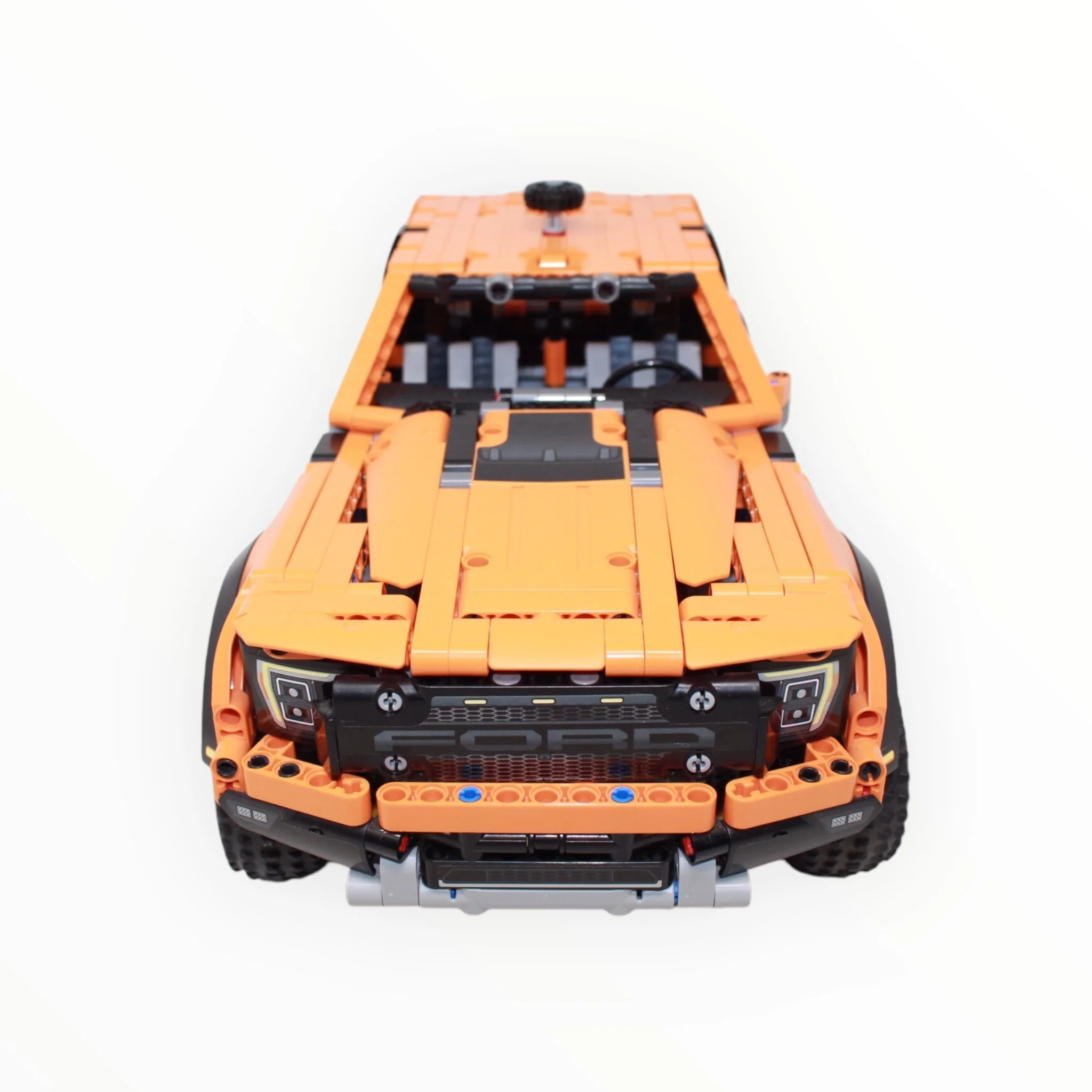 Used Set 42126 Technic Ford F-150 Raptor - Image 6