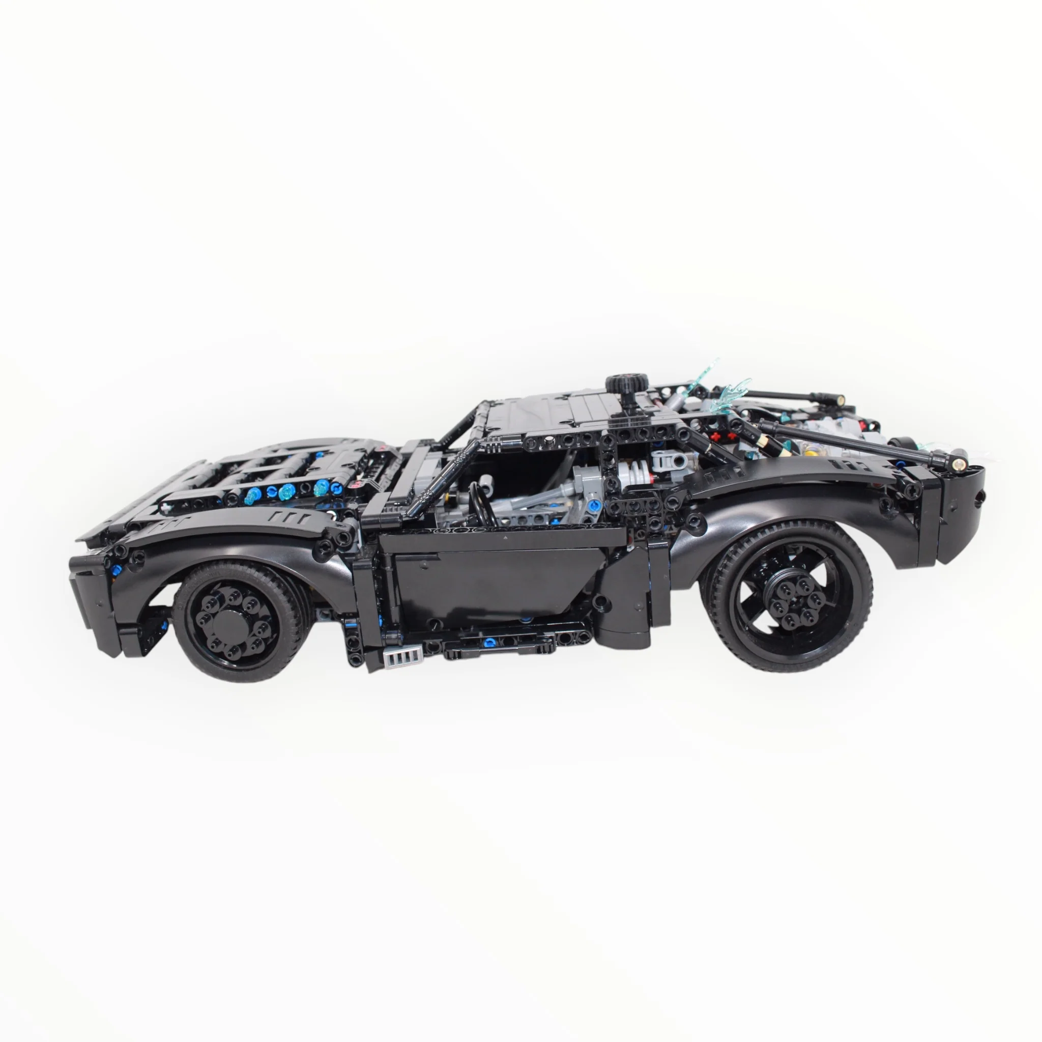 Used Set 42127 Technic The Batman - Batmobile - Image 2