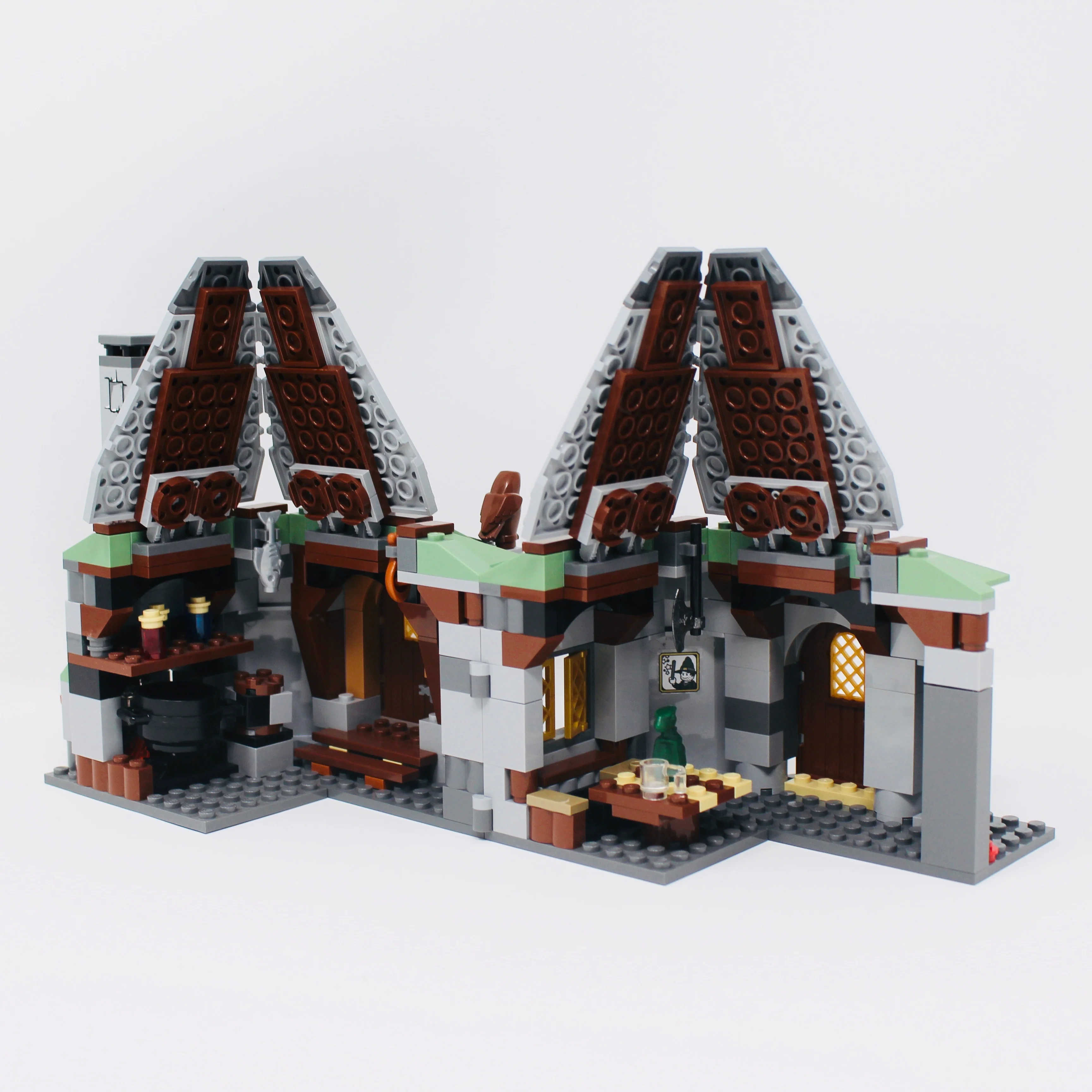 Used Set 4738 Harry Potter Hagrid’s Hut (2010) - Image 2