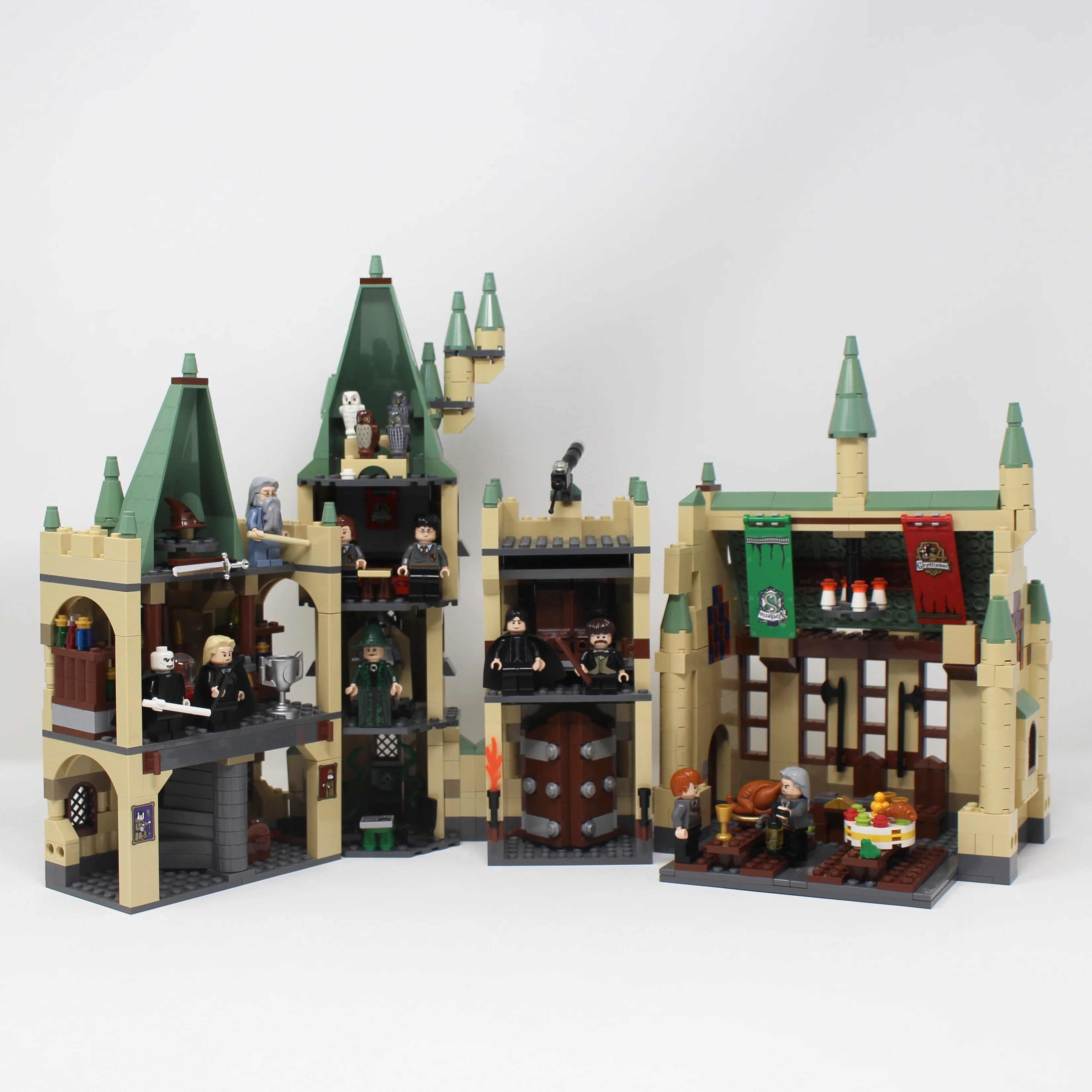 Used Set 4842 Harry Potter Hogwarts Castle (2010)