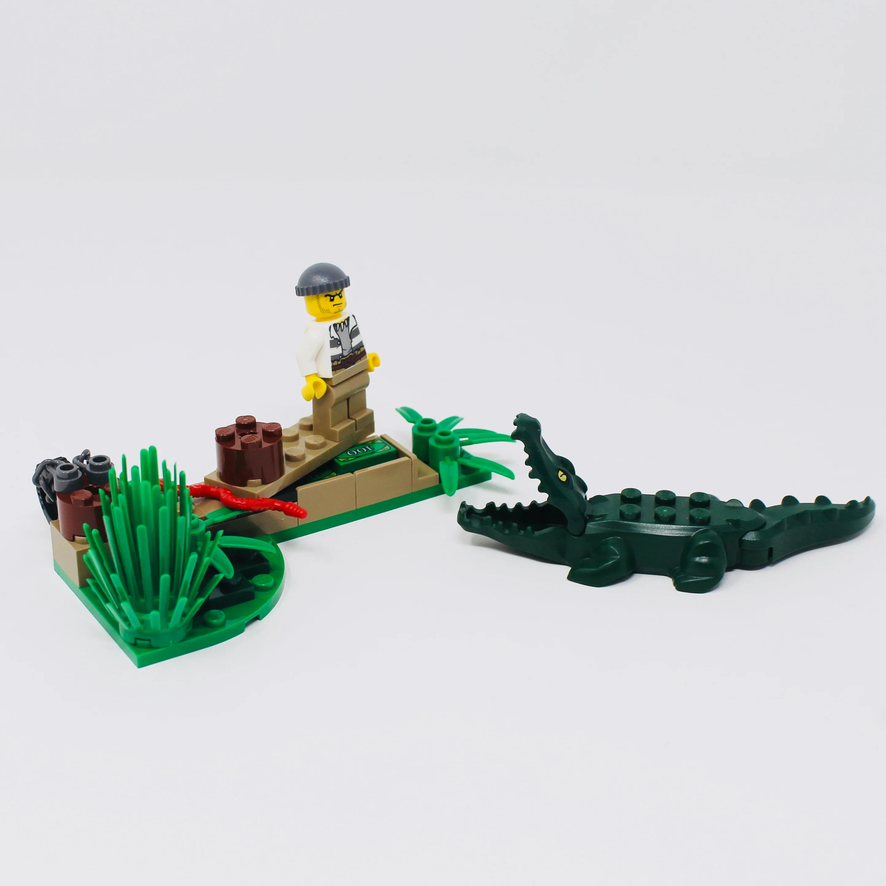 Used Set 60069 City Swamp Police Station - Image 4