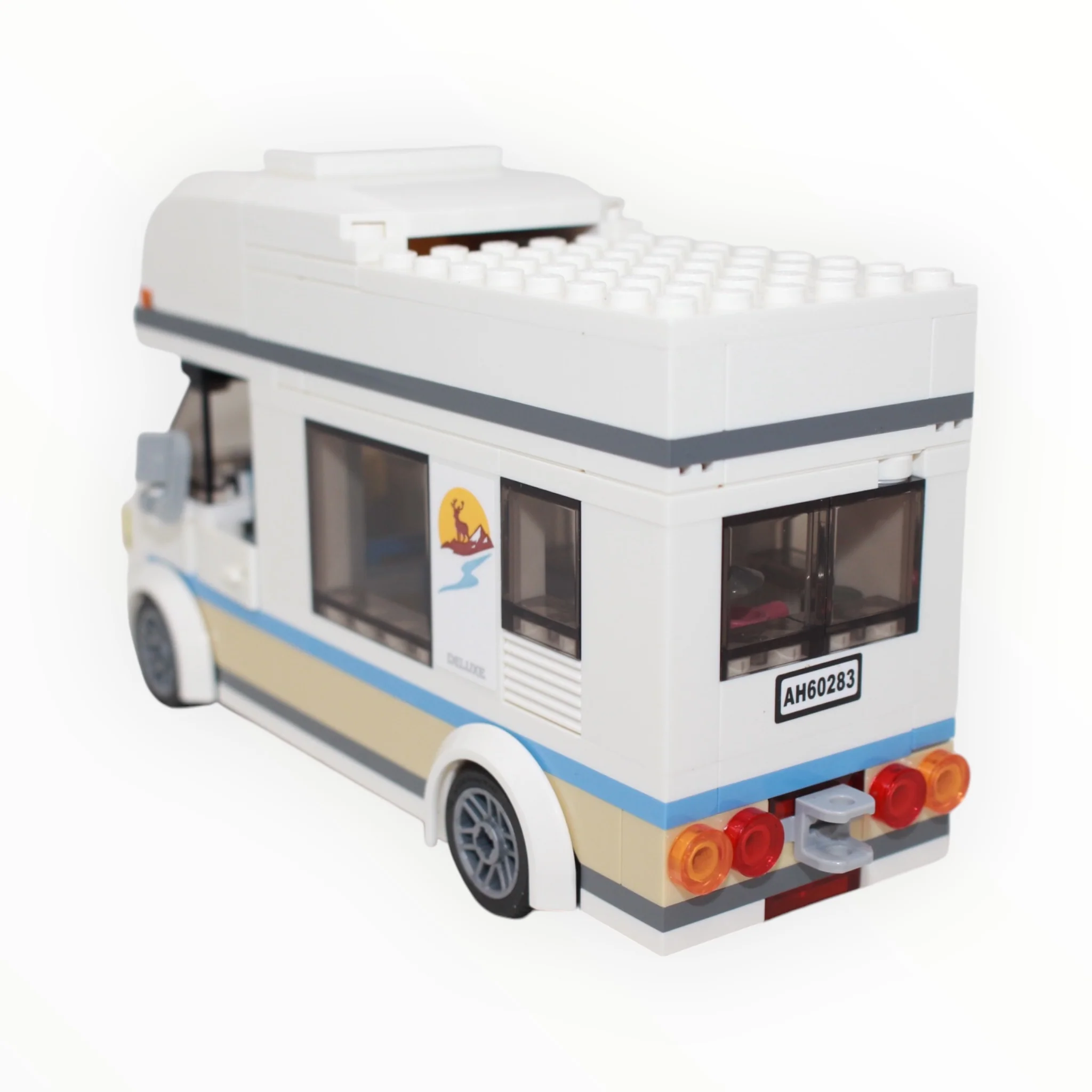 Used Set 60283 City Camper Van - Image 4