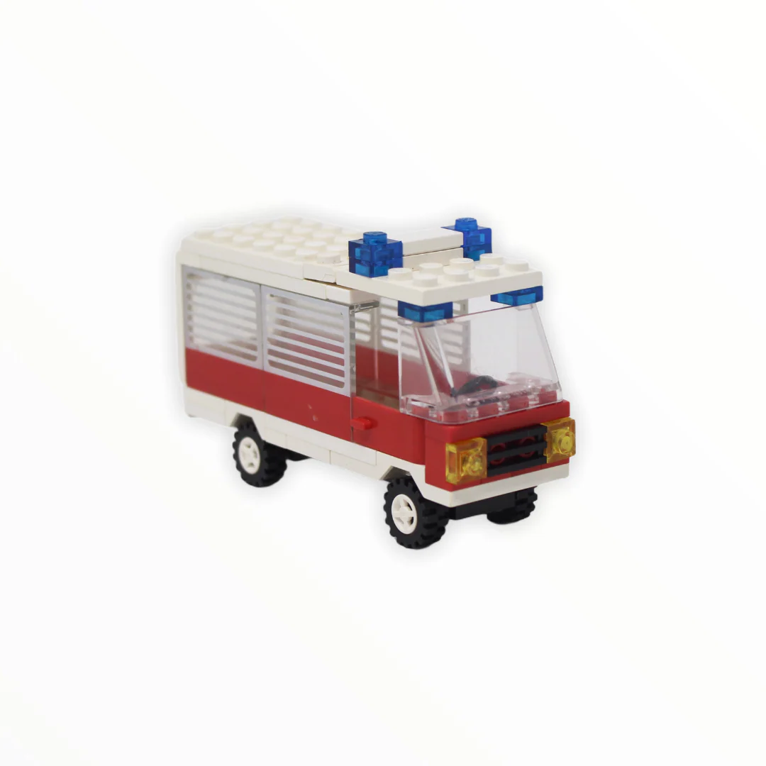Used Set 6380 LEGO Emergency Treatment Center (St. Marys Hospital) - Image 4