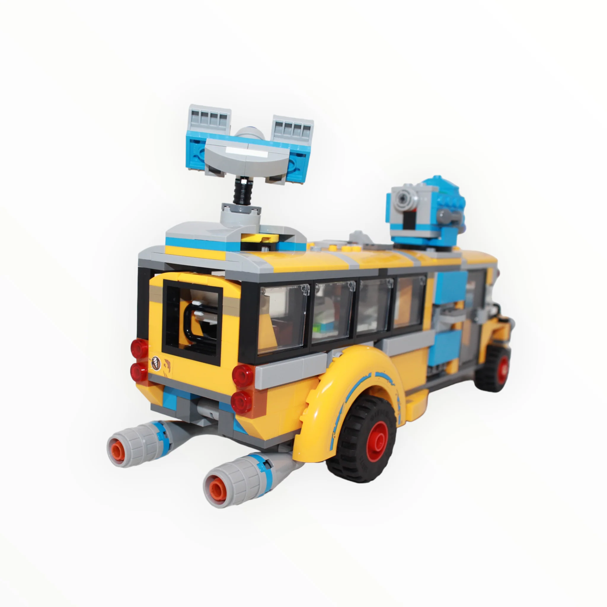 Used Set 70423 Hidden Side Paranormal Intercept Bus - Image 4