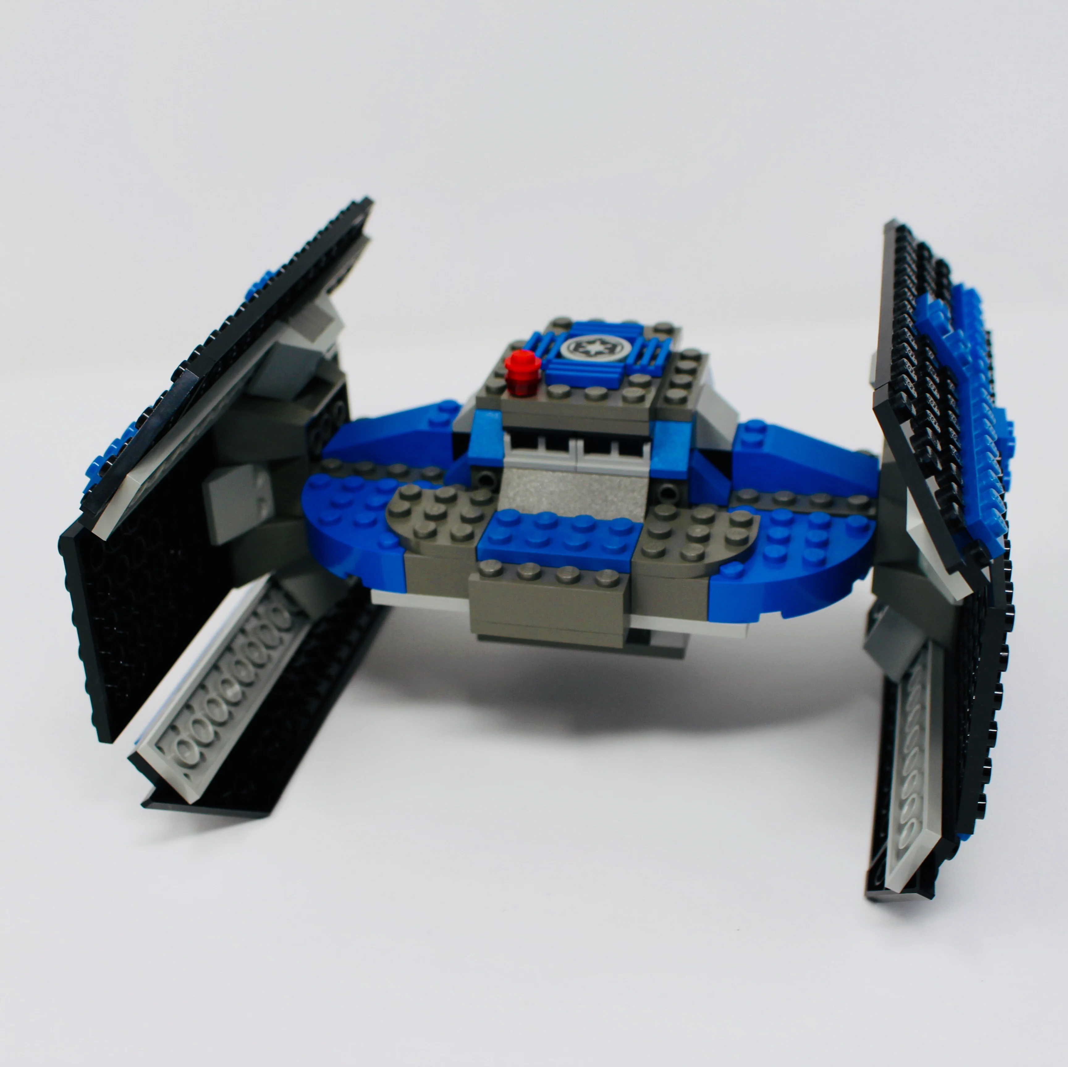 Used Set 7150 Star Wars TIE Fighter & Y-Wing - Image 3