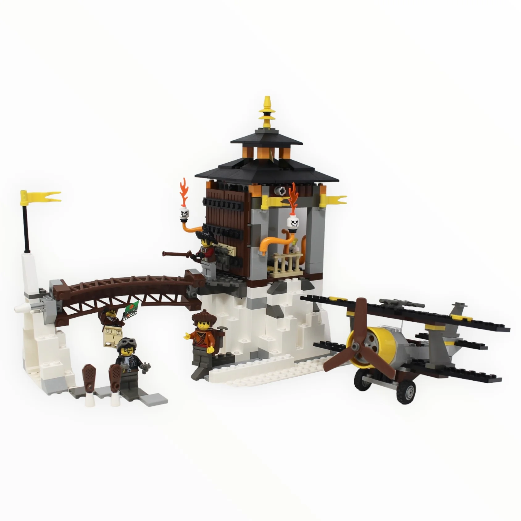 Used Set 7417 Orient Expedition Temple of Mount Everest