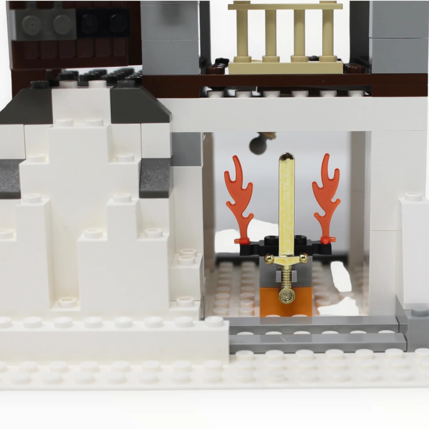 Used Set 7417 Orient Expedition Temple of Mount Everest - Image 4