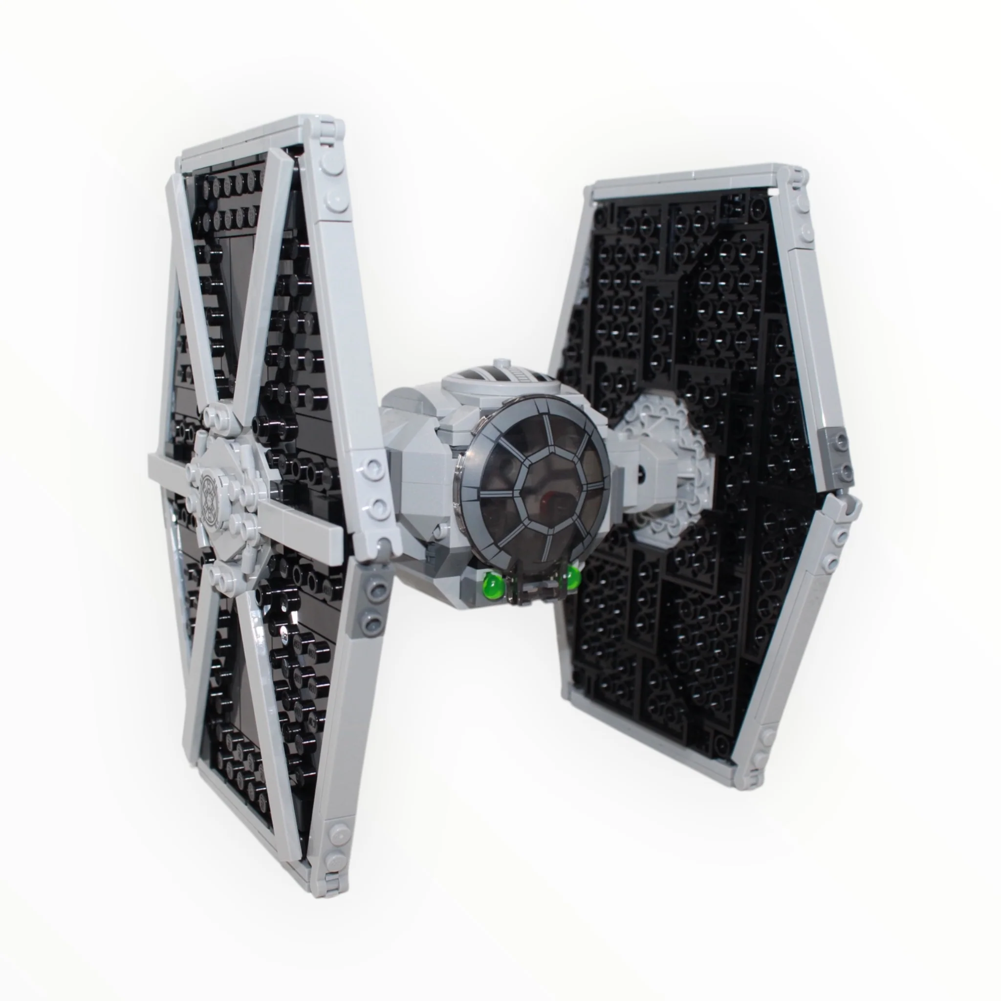 Used Set 75300 Star Wars Imperial Tie Fighter - Image 2