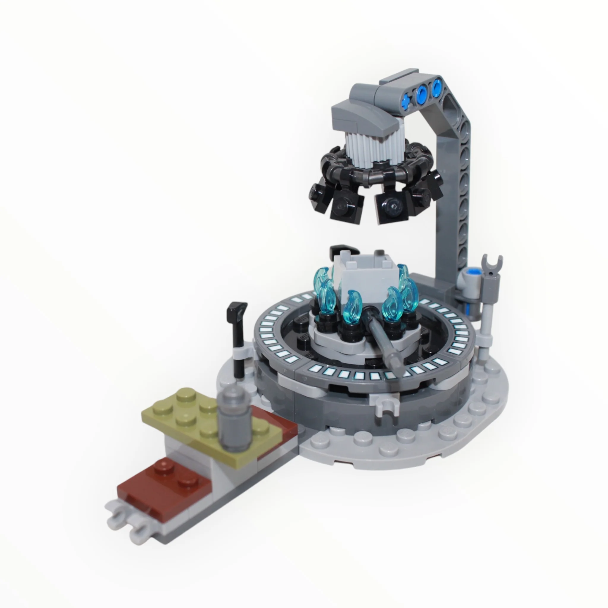 Used Set 75319 Star Wars The Armorer’s Mandalorian Forge - Image 5