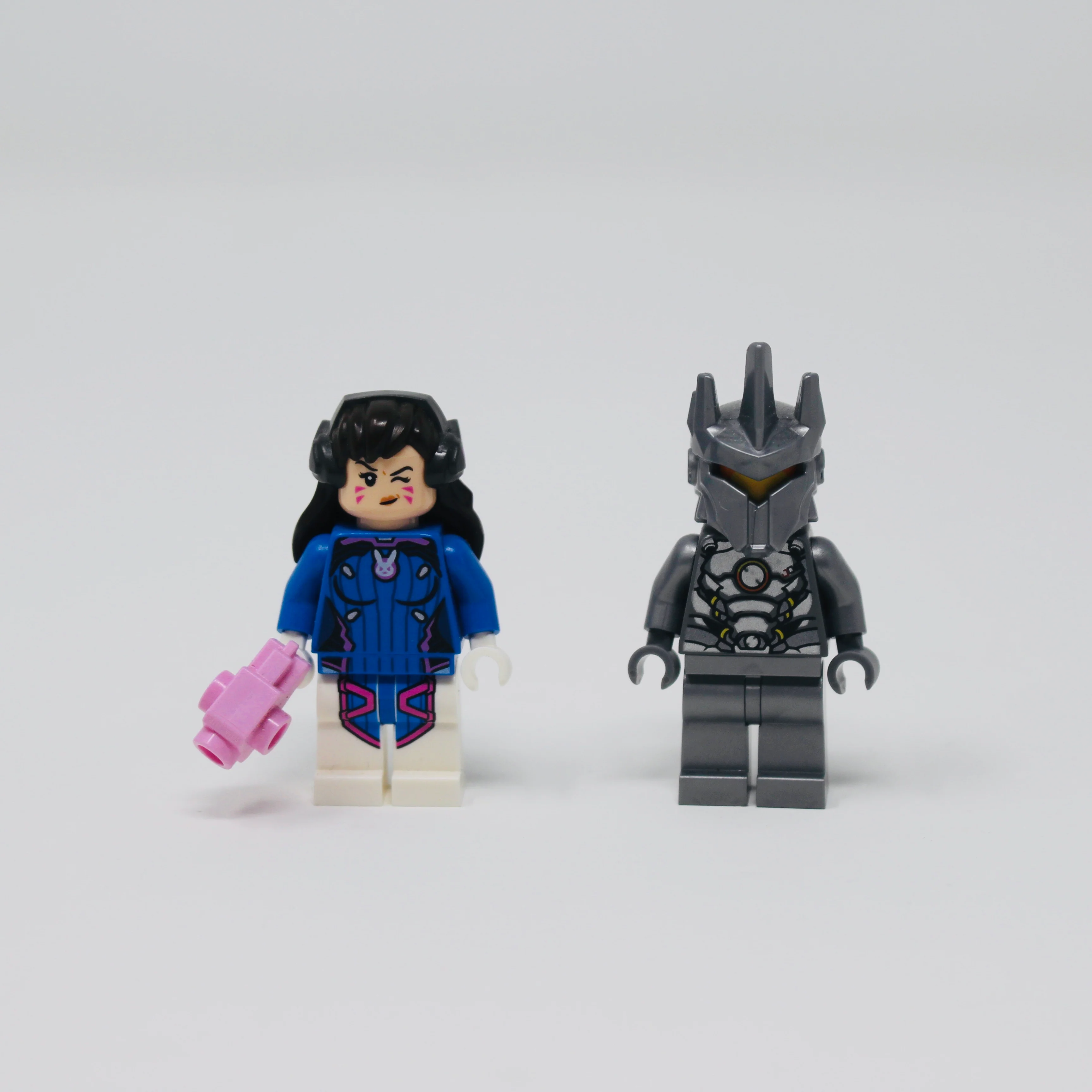 Used Set 75973 Overwatch D. Va & Reinhardt - Image 2