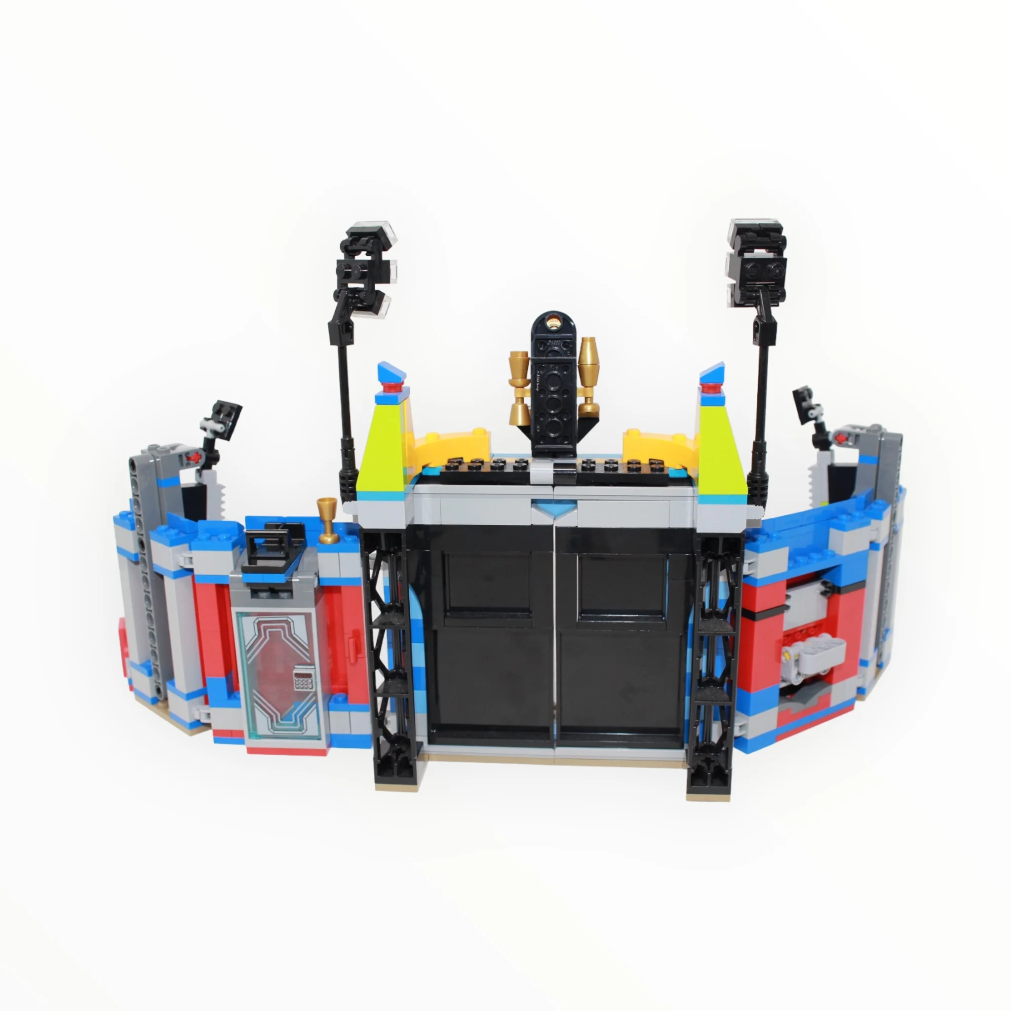Used Set 76088 Marvel Thor vs. Hulk: Arena Clash - Image 3