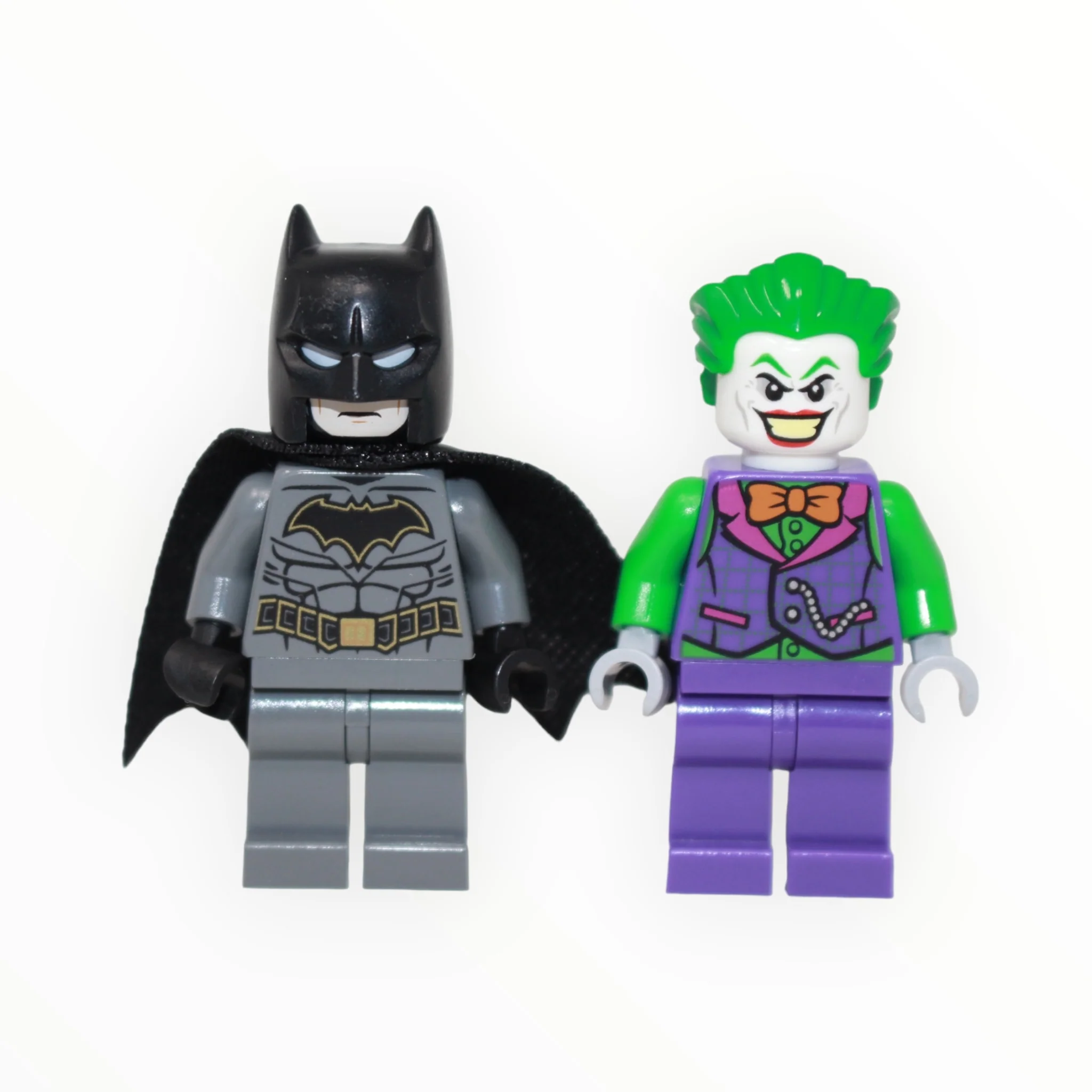 Used Set 76119 DC Batmobile: Pursuit of the Joker - Image 5