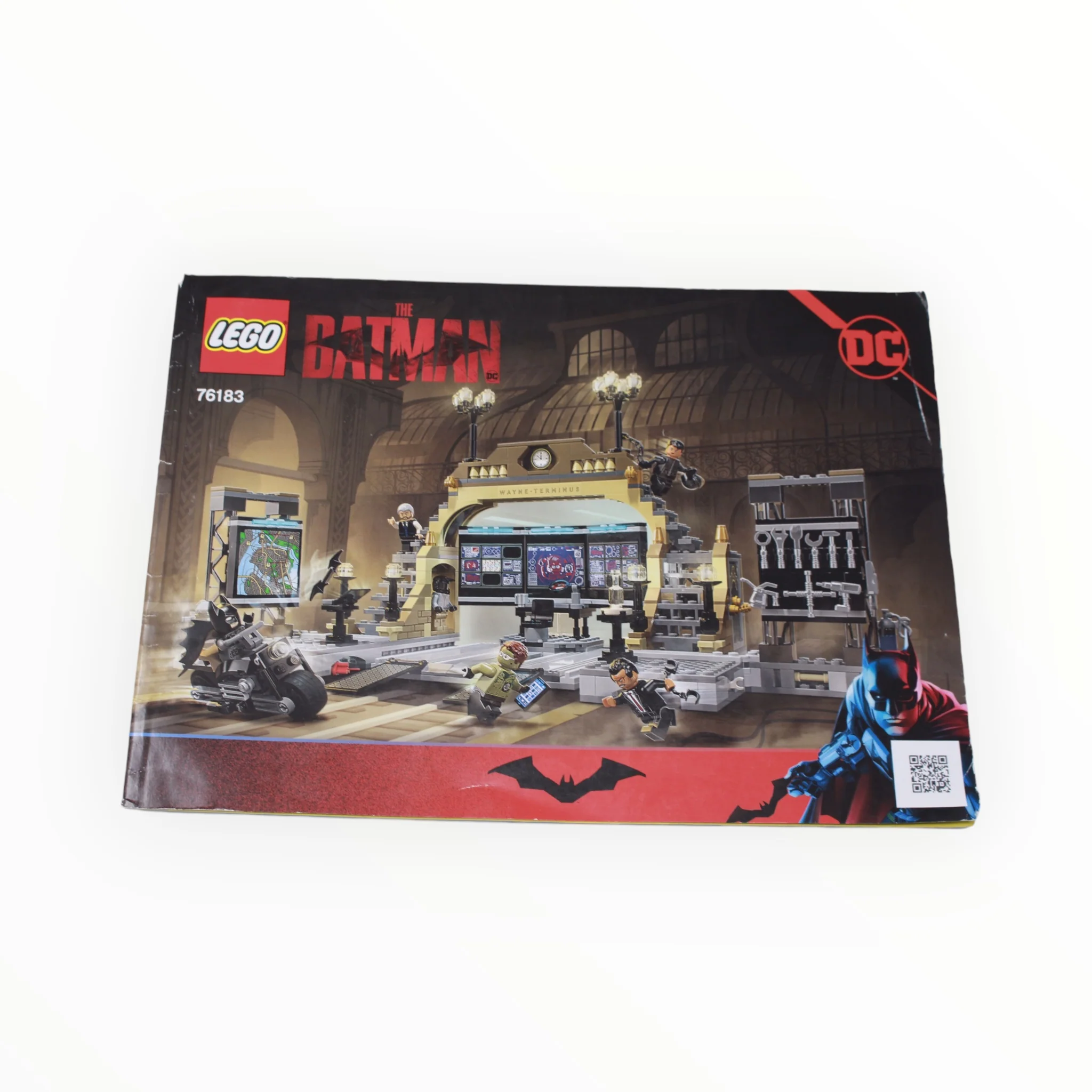 Used Set 76183 The Batman Batcave: The Riddler Face-off - Image 7