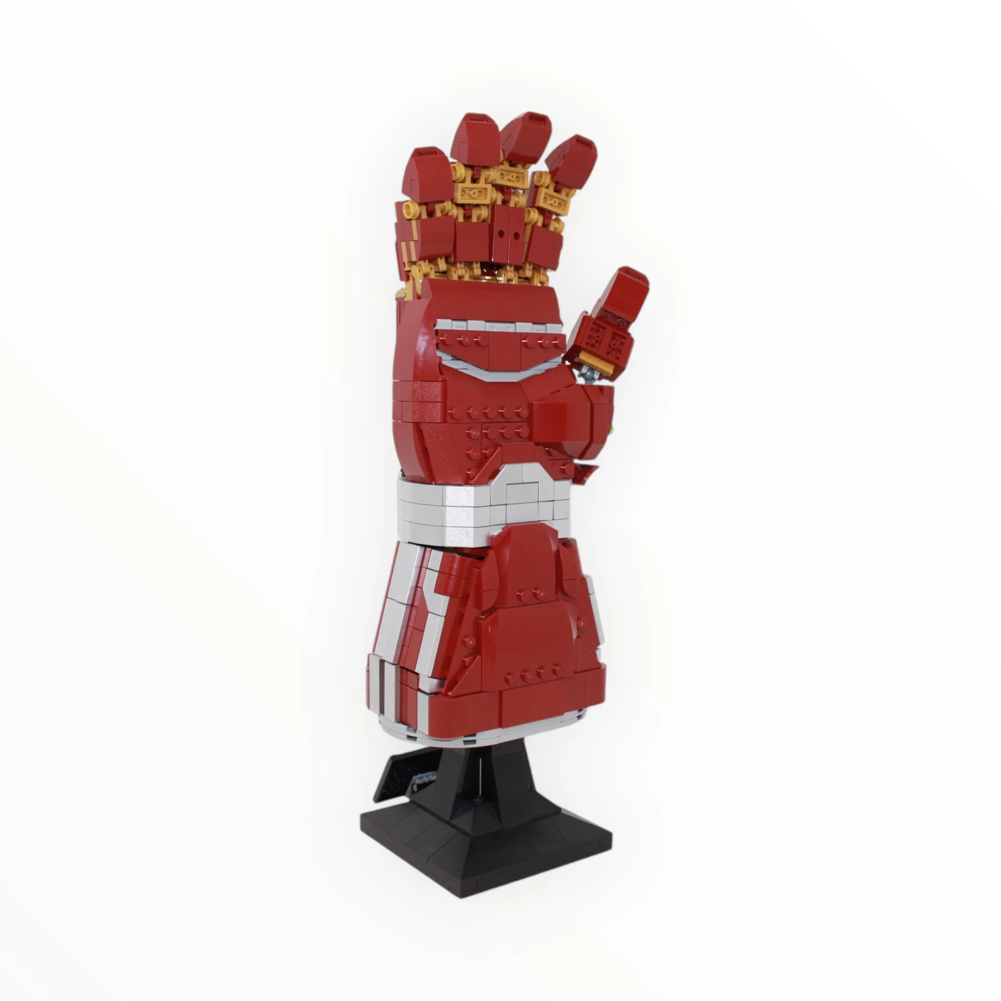 Used Set 76223 Marvel Infinity Saga Nano Gauntlet - Image 2