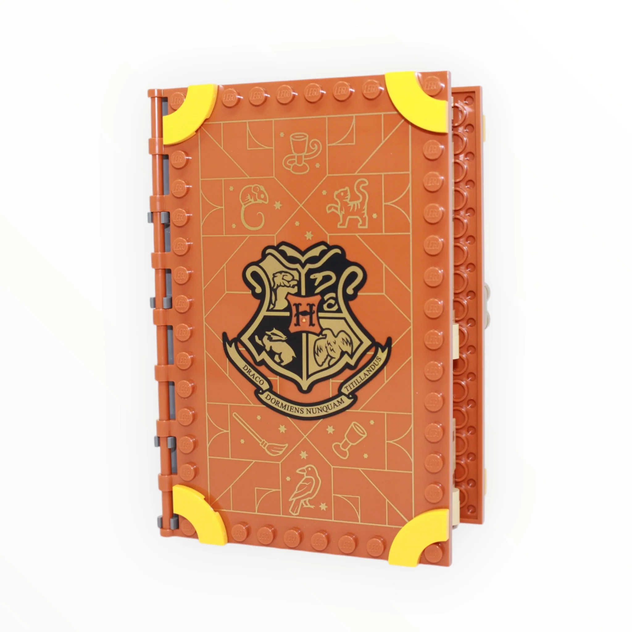 Used Set 76382 Harry Potter Hogwarts Moment: Transfiguration Class - Image 2