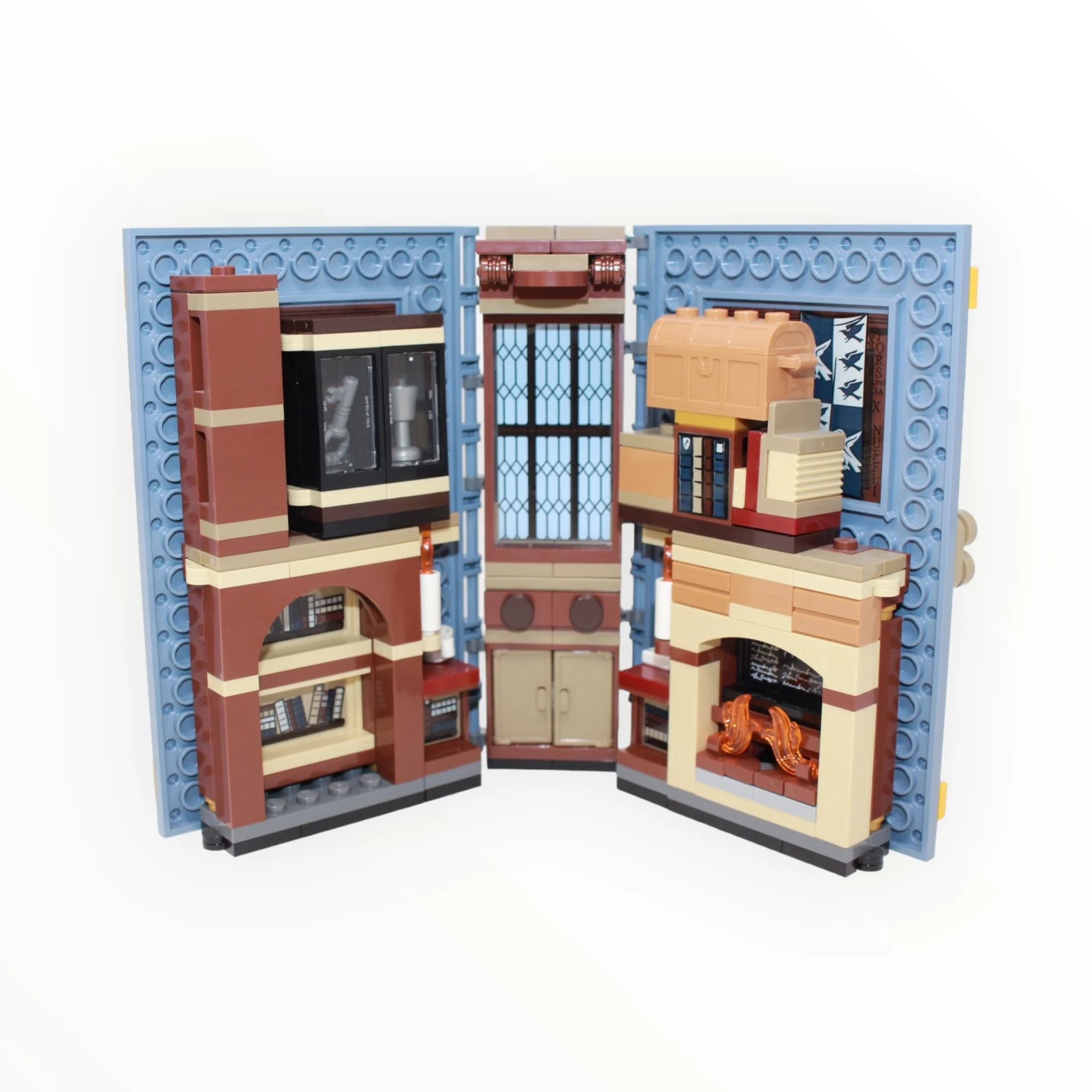 Used Set 76385 Harry Potter Hogwarts Moment: Charms Class - Image 2