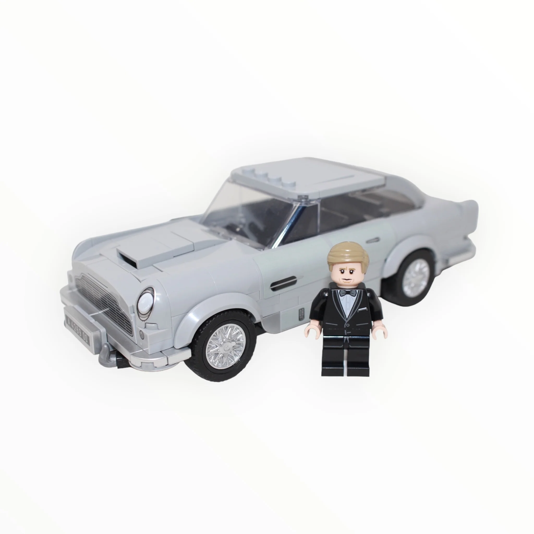 Used Set 76911 Speed Champions 007 Aston Martin DB5