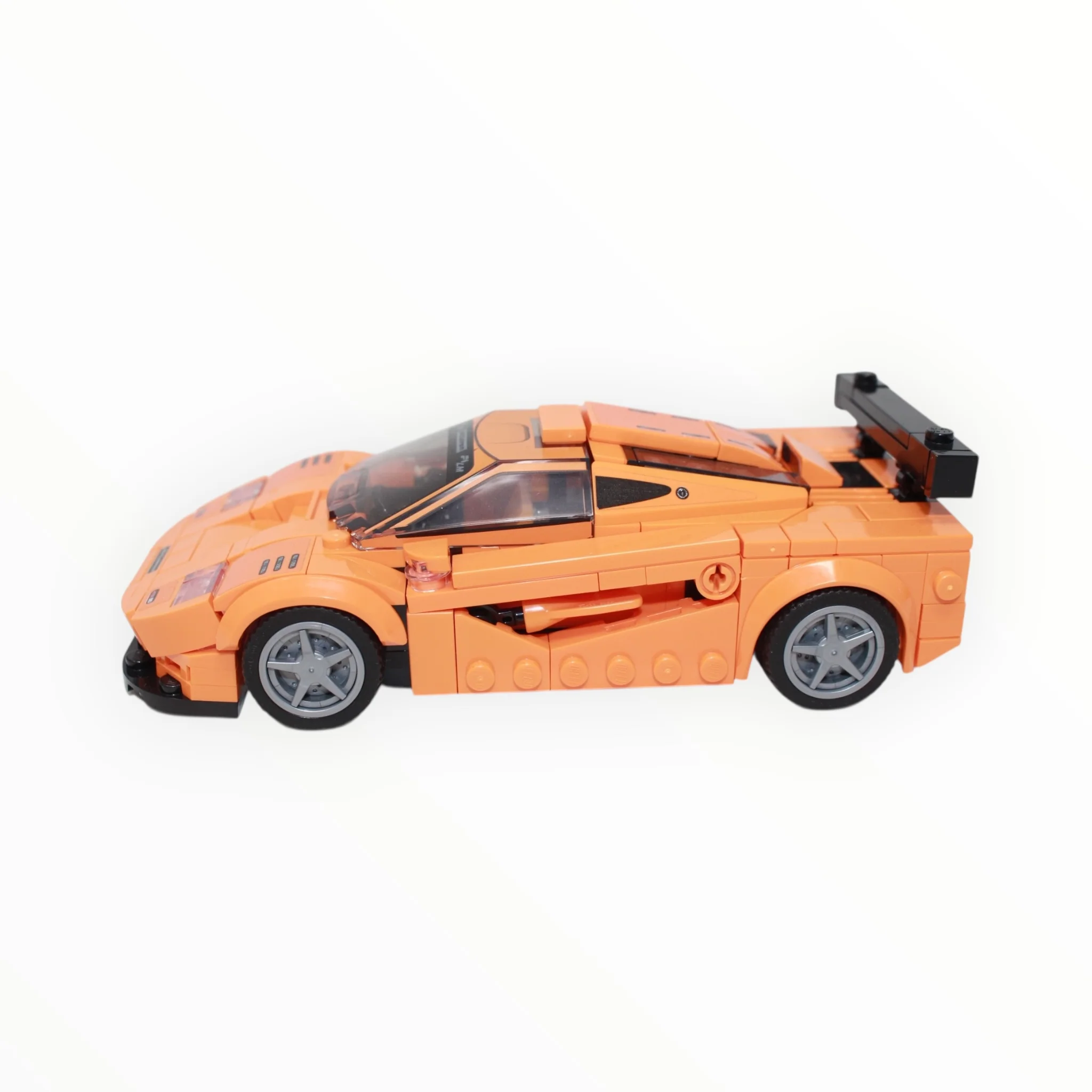 Used Set 76918 Speed Champions McLaren Solus GT & McLaren F1 LM - Image 3