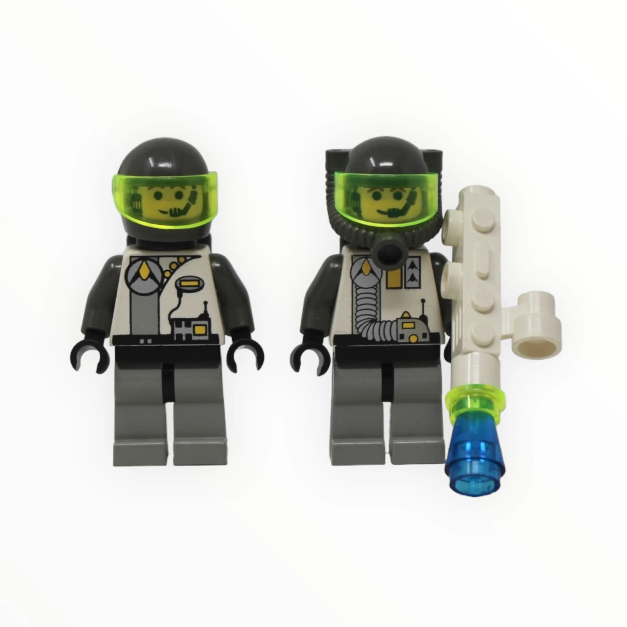 Used Set 6899 Exploriens Nebula Outpost - Image 4