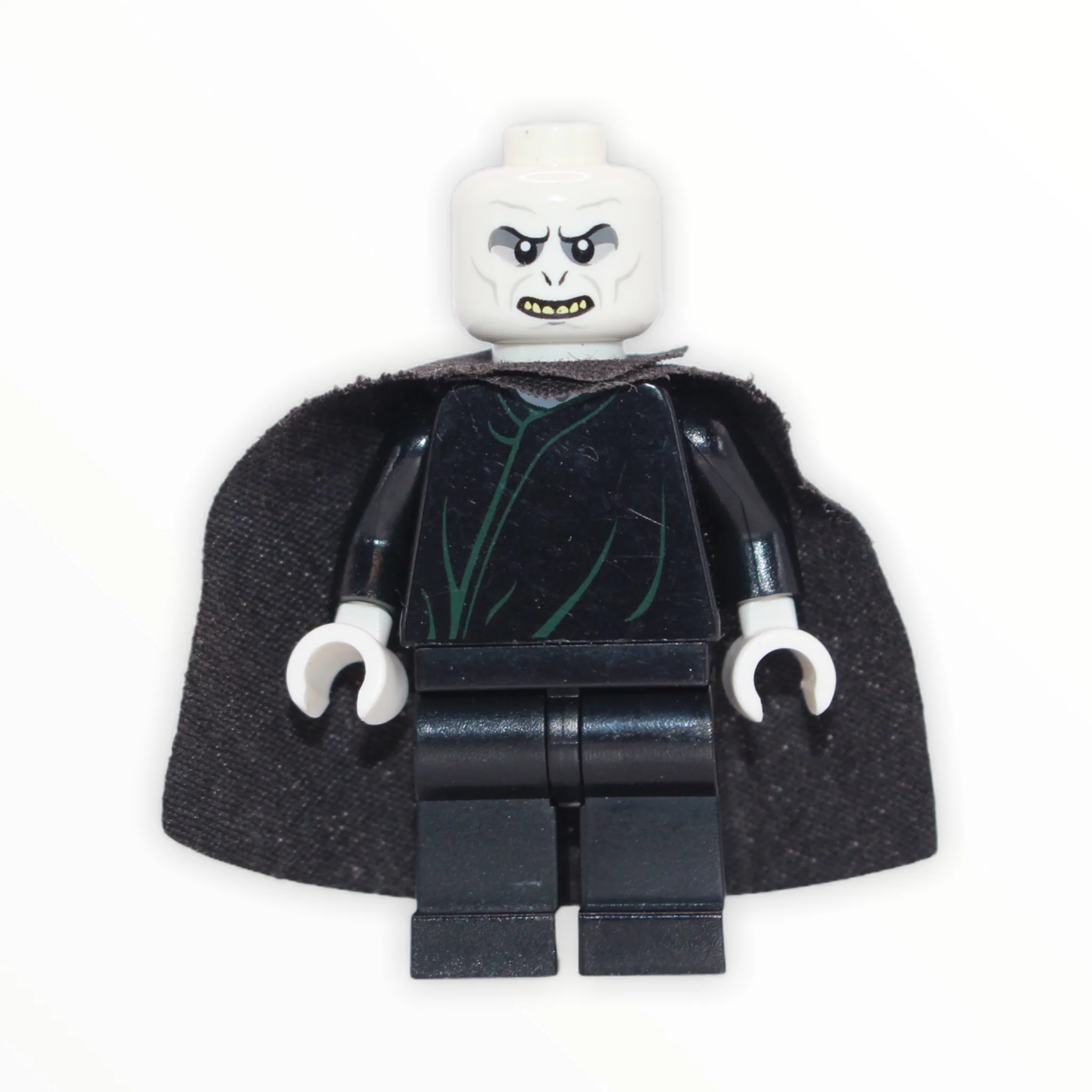 Voldemort (nose slits, black cape)