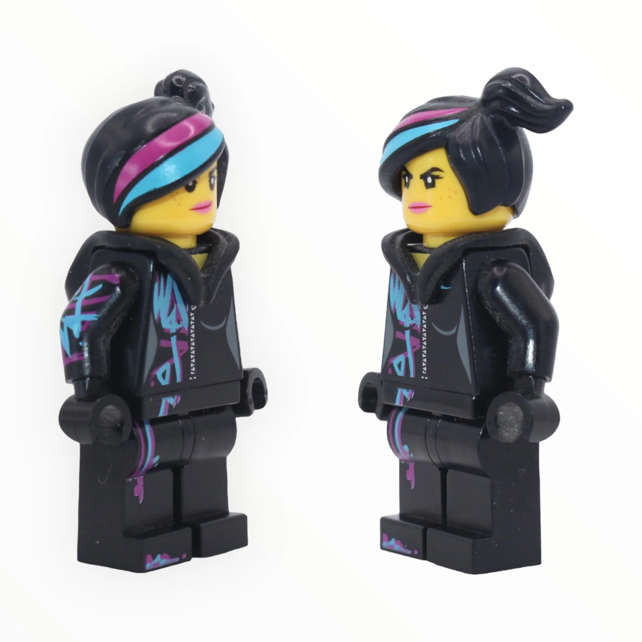 Wyldstyle (determined smile / lopsided smile, hood piece)
